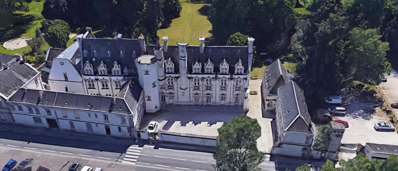Charmant Studio Au Calme Tout Confort Dans Chateau Neo Gothique Proche Zenith Comet Orleans Parking Voiture Gratuit Wifi Haut Debit Rue Des Montees 外观 照片
